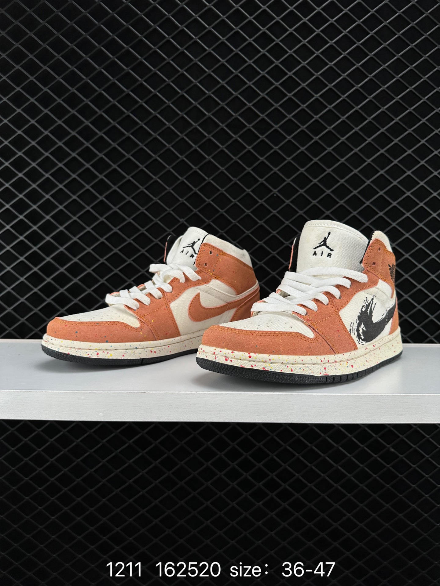 Nike Air Jordan 1 Retro High OG”Black/White“